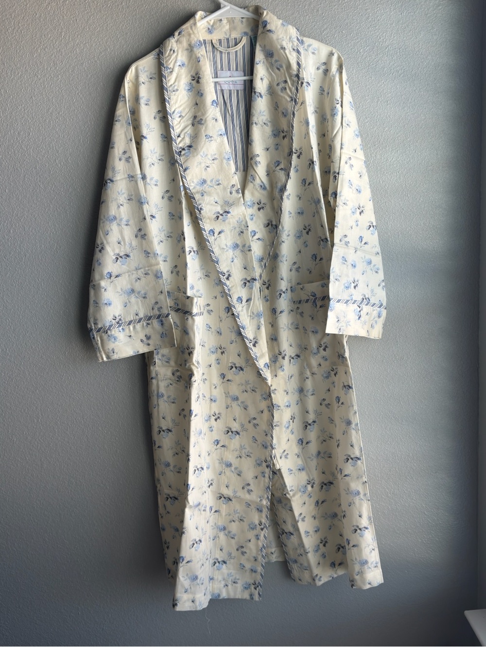 Women's Cream Floral Robe with Blue Print- 100% Cotton - one size
